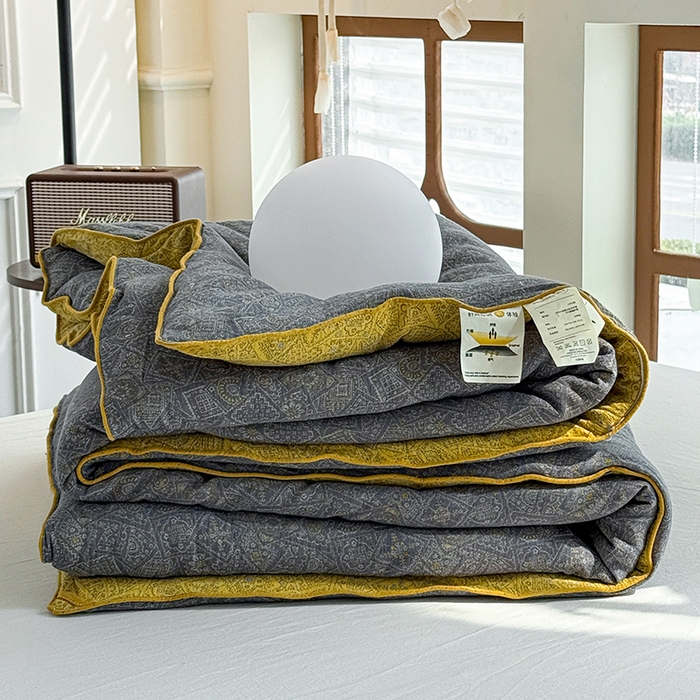 91家纺网 家纺一手货源 找家纺 全美家居 2025新款全棉色织双层纱春秋被夏被加厚冬被大豆纤维被 梦境黄