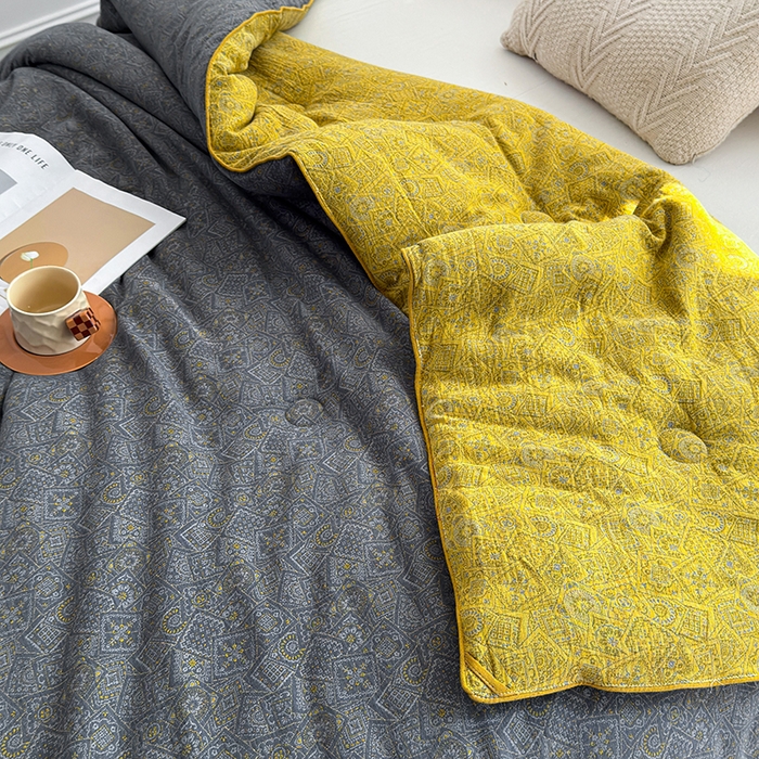 91家纺网 家纺一手货源 找家纺 全美家居 2025新款全棉色织双层纱春秋被夏被加厚冬被大豆纤维被 梦境黄