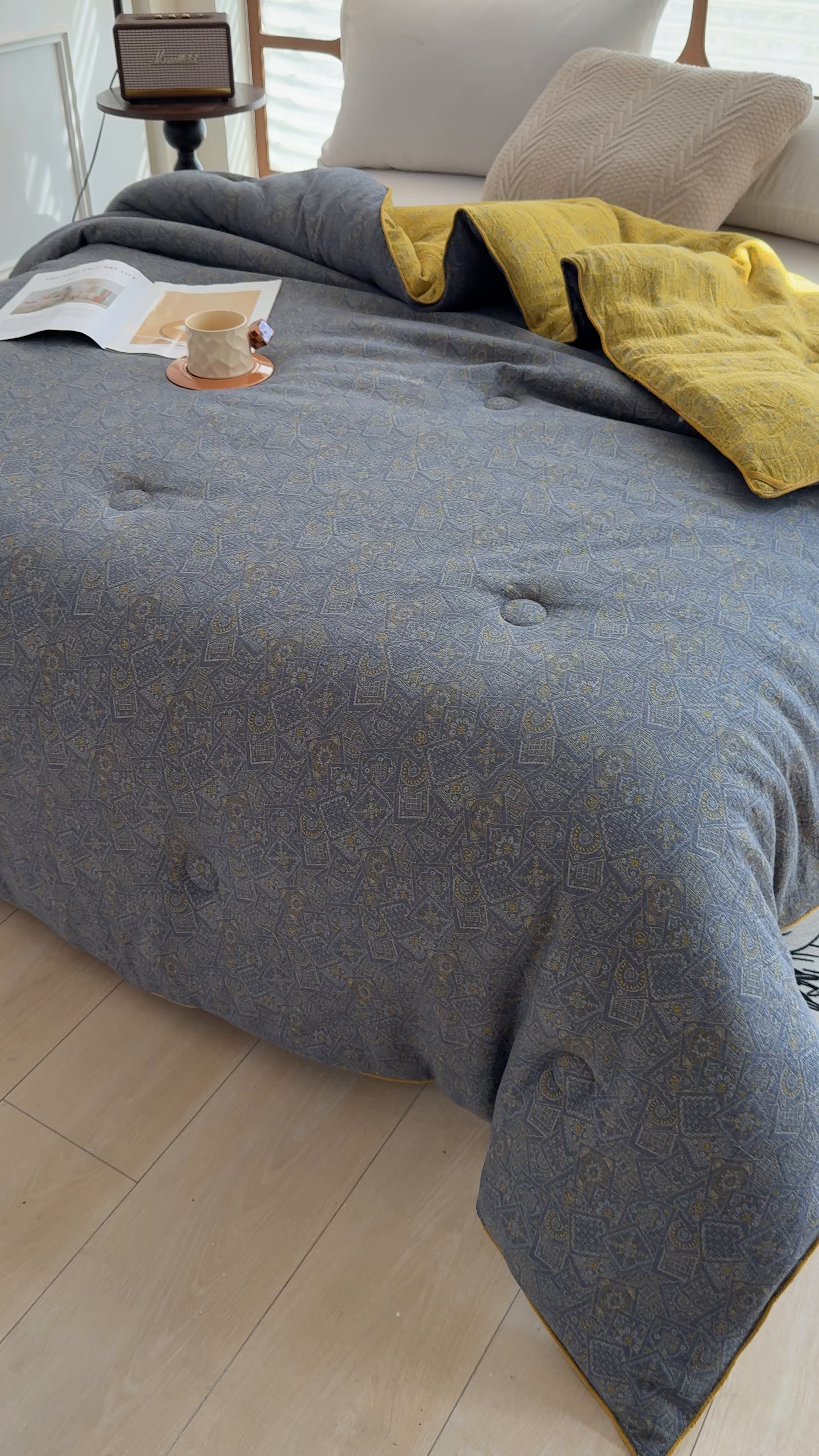 91家纺网 家纺一手货源 找家纺 全美家居 2025新款全棉色织双层纱春秋被夏被加厚冬被大豆纤维被 梦境黄