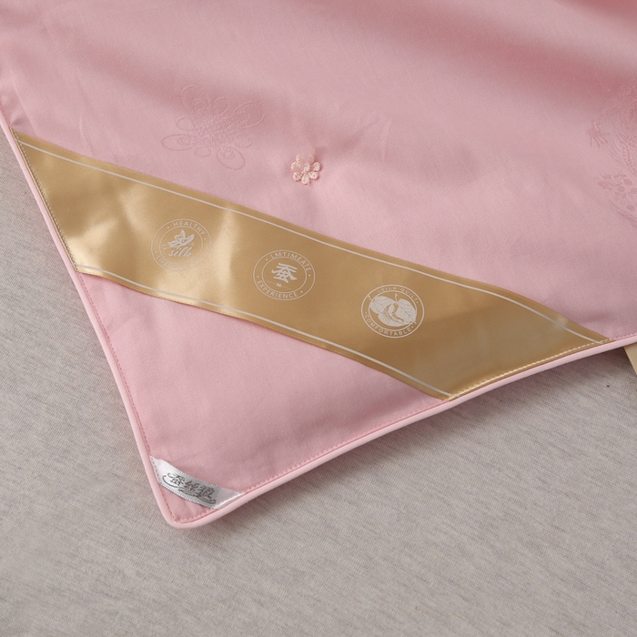 91家纺网 家纺一手货源 找家纺 越宏顺 2025新款全棉80s提花纯棉.被100%桑.保真春秋被 丁香玉