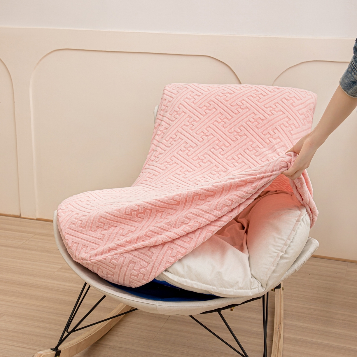 91家纺网 家纺一手货源 找家纺 沐沐家纺 2026新款雅致龙虾椅套 粉色