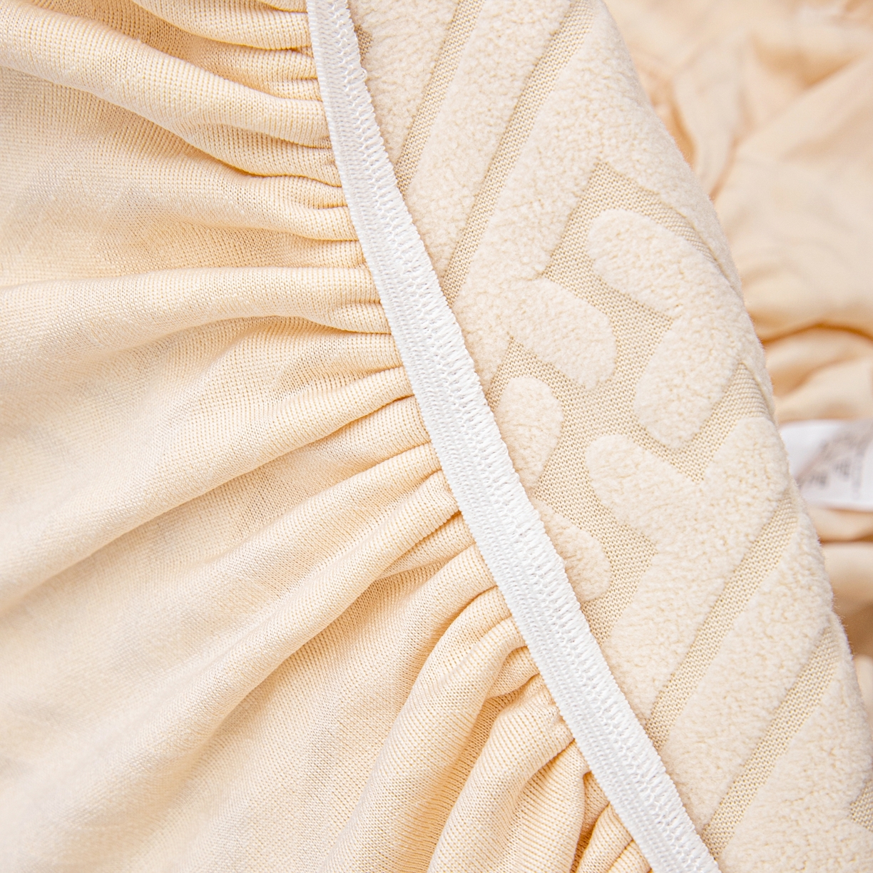 91家纺网 家纺一手货源 找家纺 沐沐家纺 2026新款雅致龙虾椅套 亚麻白