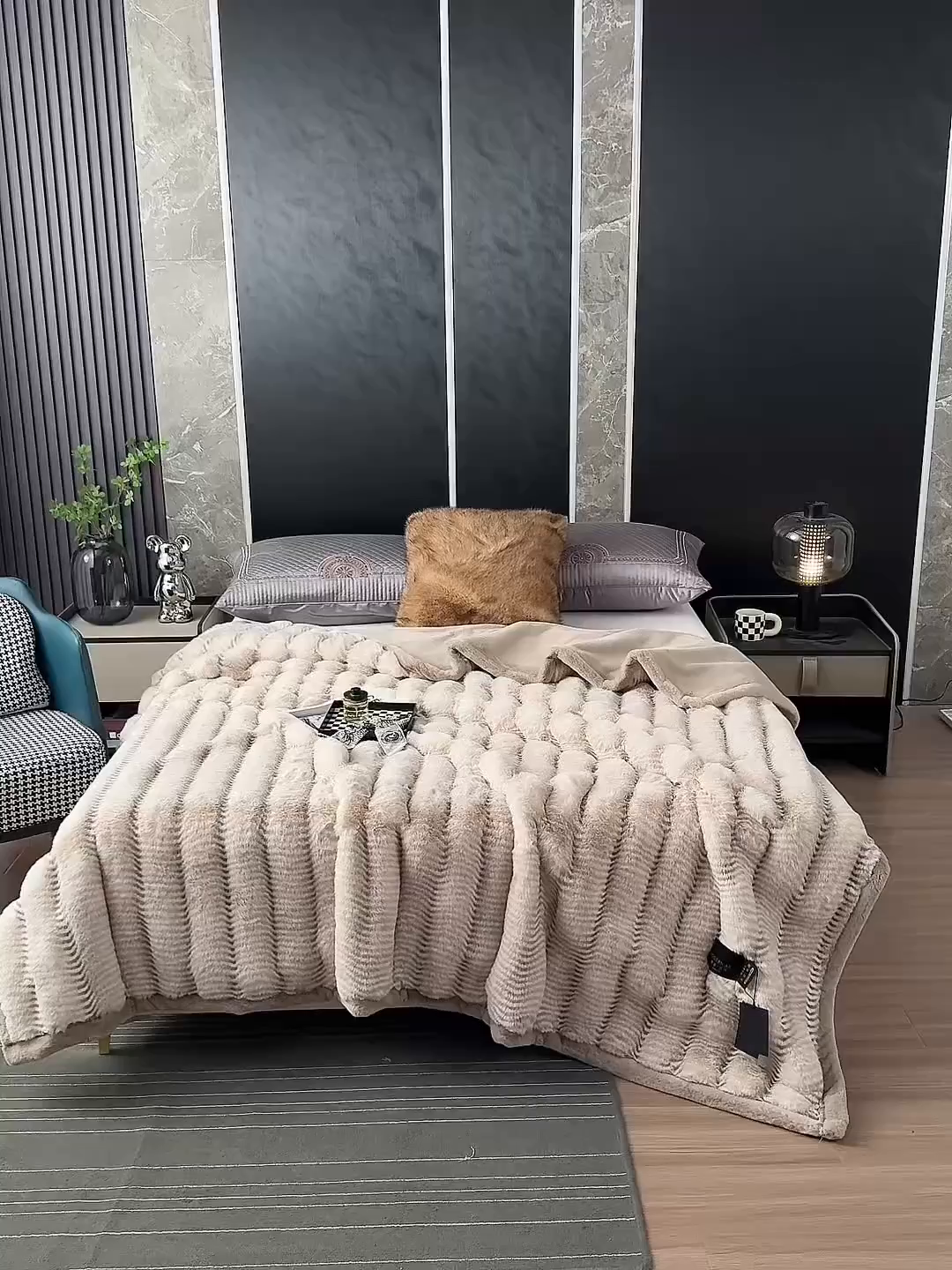 91家纺网 家纺一手货源 找家纺 （总） 2025新款加厚10斤仿大兔毛艺术毯轻奢拉舍尔毛毯子水貂绒午睡盖毯被子婚庆盖毯