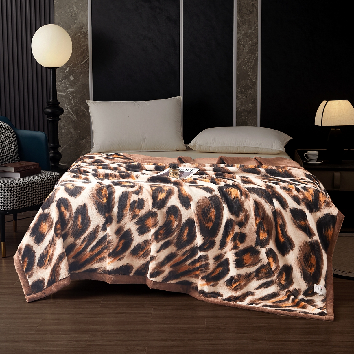 91家纺网 家纺一手货源 找家纺 丹兰 双层加厚拉舍尔毛毯牛奶绒毯子结婚盖毯法兰绒垫毯 新版-73清新朵朵