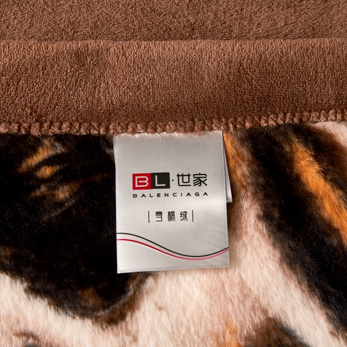 91家纺网 家纺一手货源 找家纺  2025新款仿水貂绒兔毛绒雪棉绒云貂绒拉舍尔双层复合毛毯子 美拉德-豹点咖