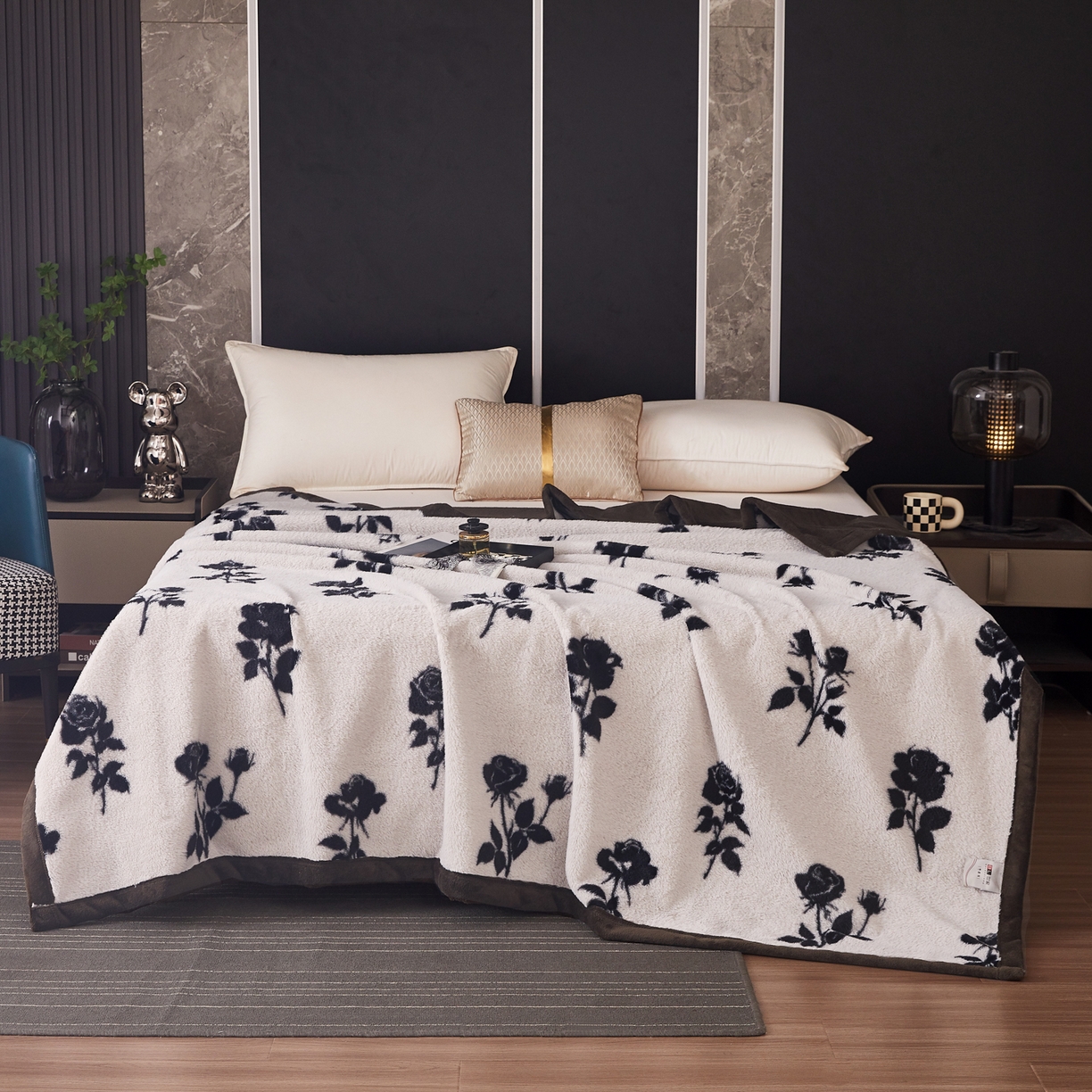 91家纺网 家纺一手货源 找家纺  2025新款仿水貂绒兔毛绒雪棉绒云貂绒拉舍尔双层复合毛毯子 美拉德-玫瑰灰