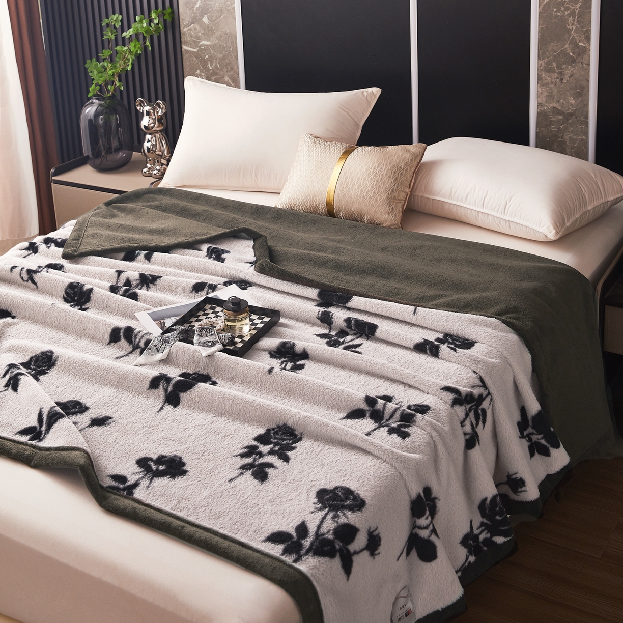 91家纺网 家纺一手货源 找家纺  2025新款仿水貂绒兔毛绒雪棉绒云貂绒拉舍尔双层复合毛毯子 美拉德-玫瑰灰