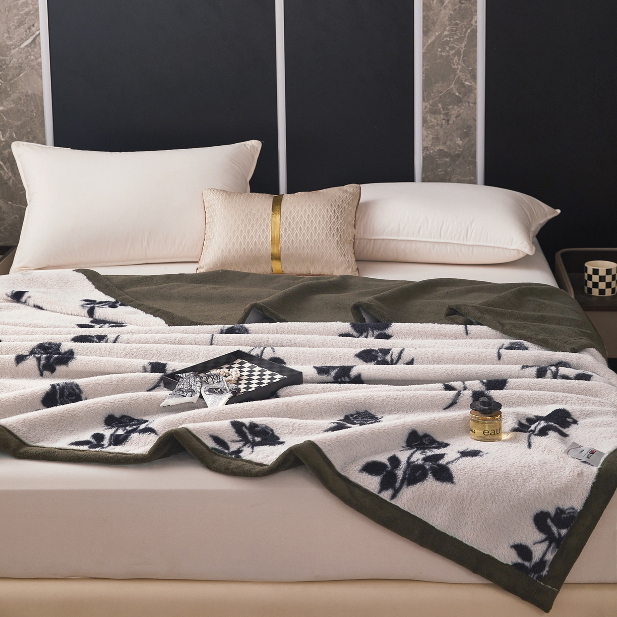 91家纺网 家纺一手货源 找家纺  2025新款仿水貂绒兔毛绒雪棉绒云貂绒拉舍尔双层复合毛毯子 美拉德-玫瑰灰