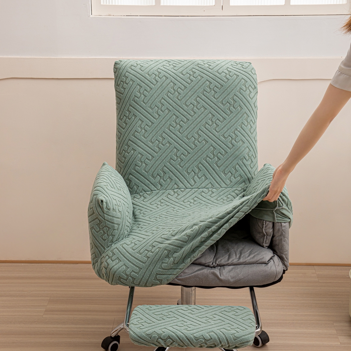 91家纺网 家纺一手货源 找家纺 沐沐家纺 2026新款雅致办公椅套 果绿