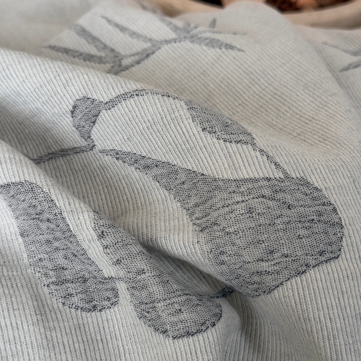 91家纺网 家纺一手货源 找家纺 （总）旷野 2025新款空气层提花皱皱纱碎花边工艺款四件套-竹梦