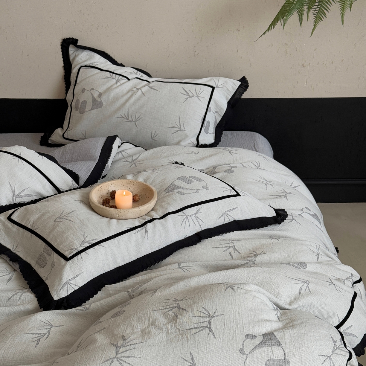 91家纺网 家纺一手货源 找家纺 （总）旷野 2025新款空气层提花皱皱纱碎花边工艺款四件套-竹梦