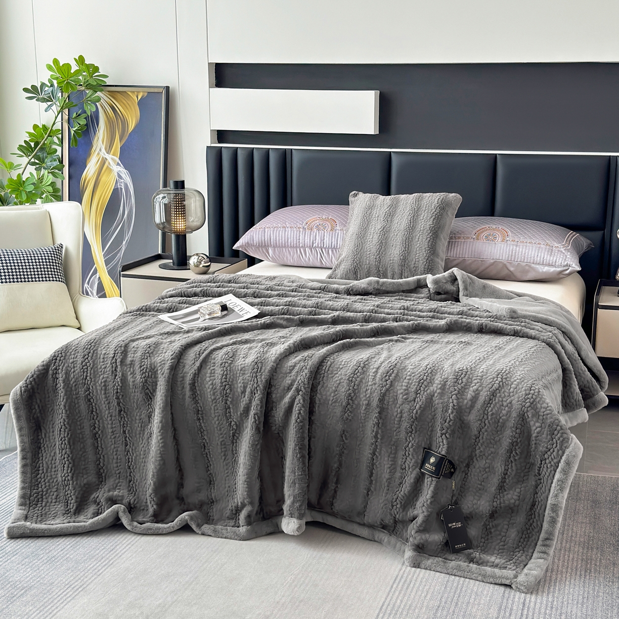 91家纺网 家纺一手货源 找家纺  2025新款双层仿水貂绒毛皮毯拉舍尔毛毯子云貂绒羊羔绒盖毯加厚双人毯 钻石-灰色