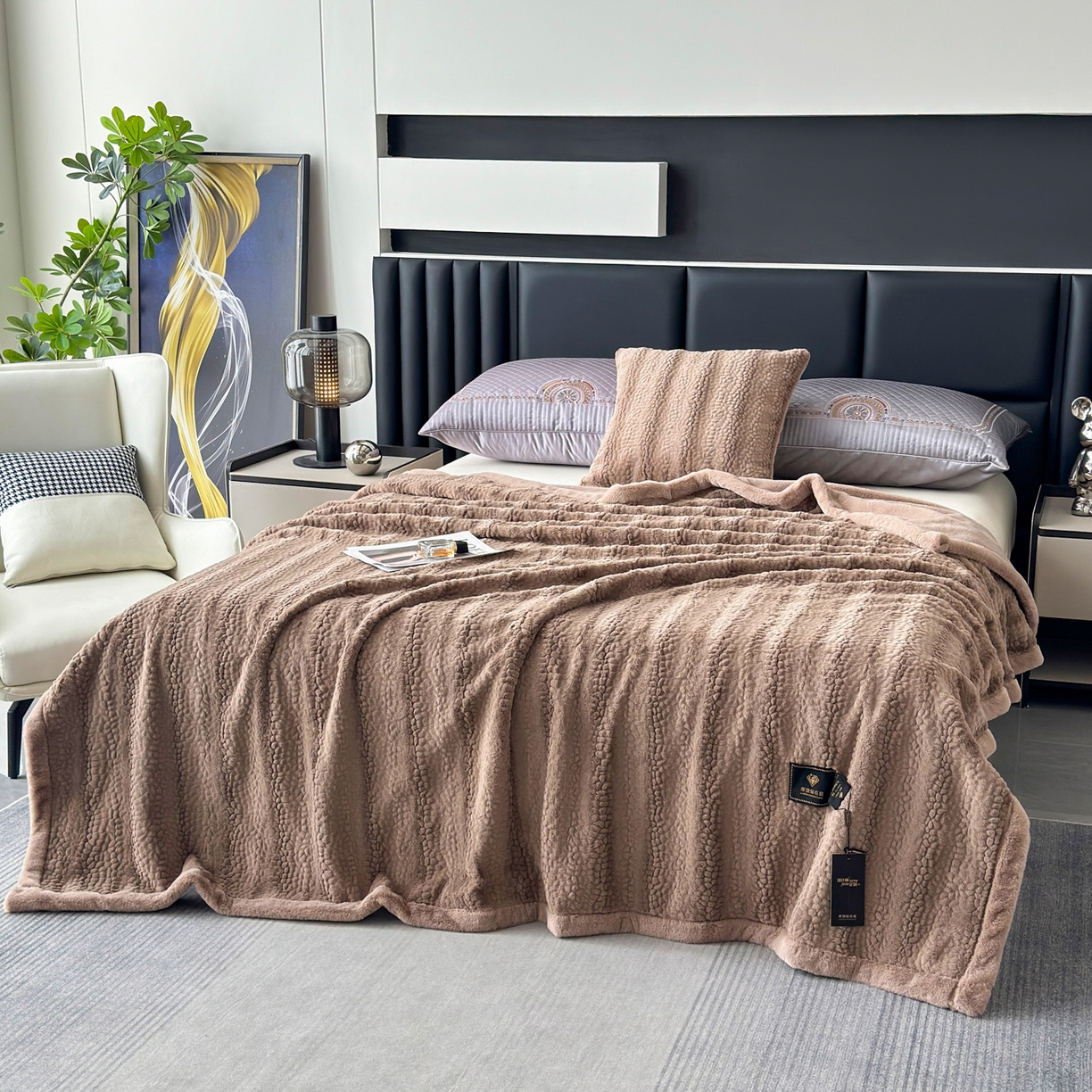 91家纺网 家纺一手货源 找家纺  2025新款双层仿水貂绒毛皮毯拉舍尔毛毯子云貂绒羊羔绒盖毯加厚双人毯 钻石-卡其