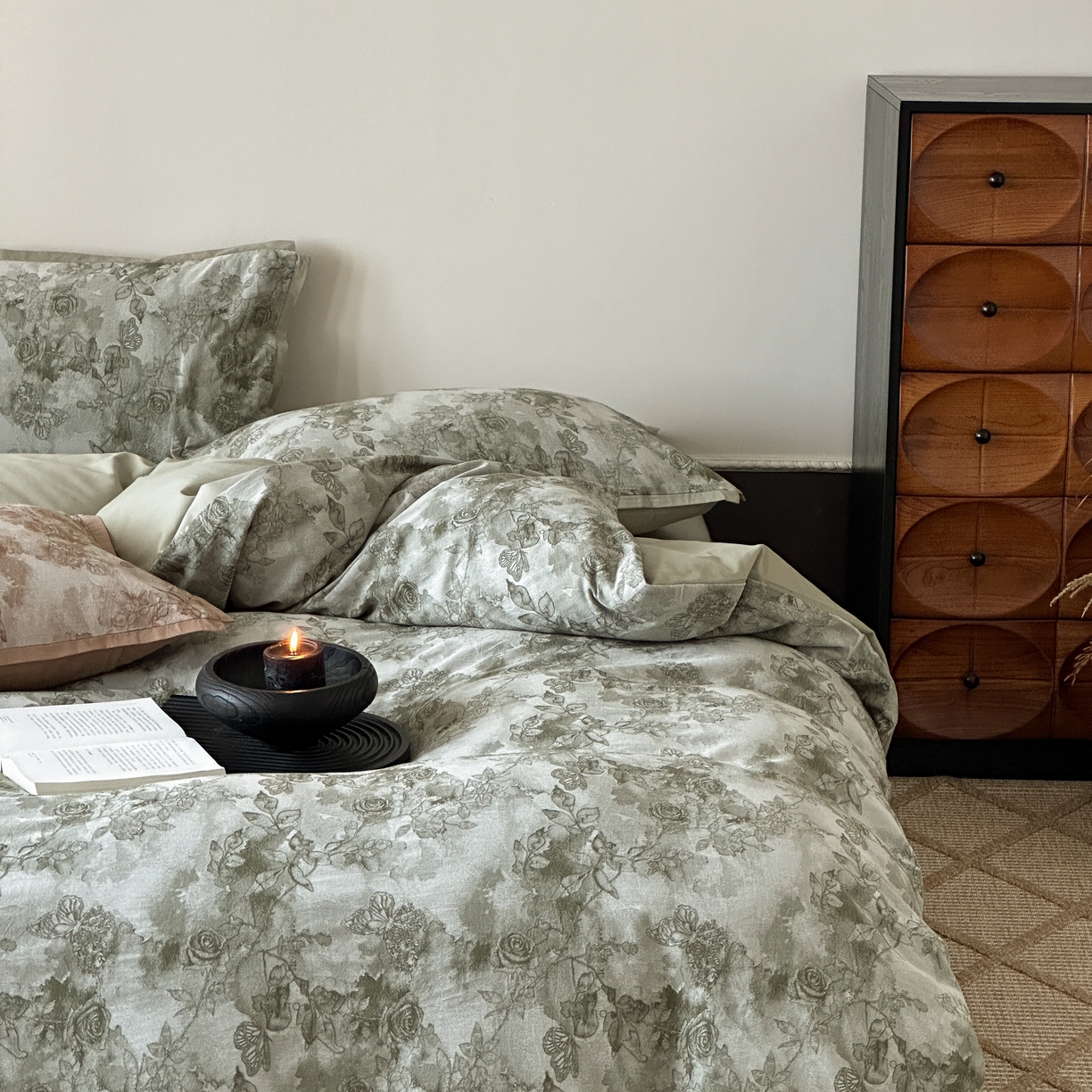 91家纺网 家纺一手货源 找家纺 旷野 2025新款双色提花100支磨毛四件套-薄雾玫瑰 薄雾玫瑰-摩登绿