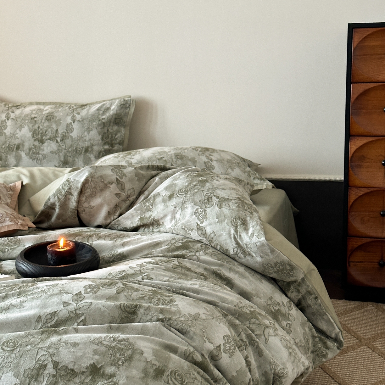 91家纺网 家纺一手货源 找家纺 旷野 2025新款双色提花100支磨毛四件套-薄雾玫瑰 薄雾玫瑰-摩登绿