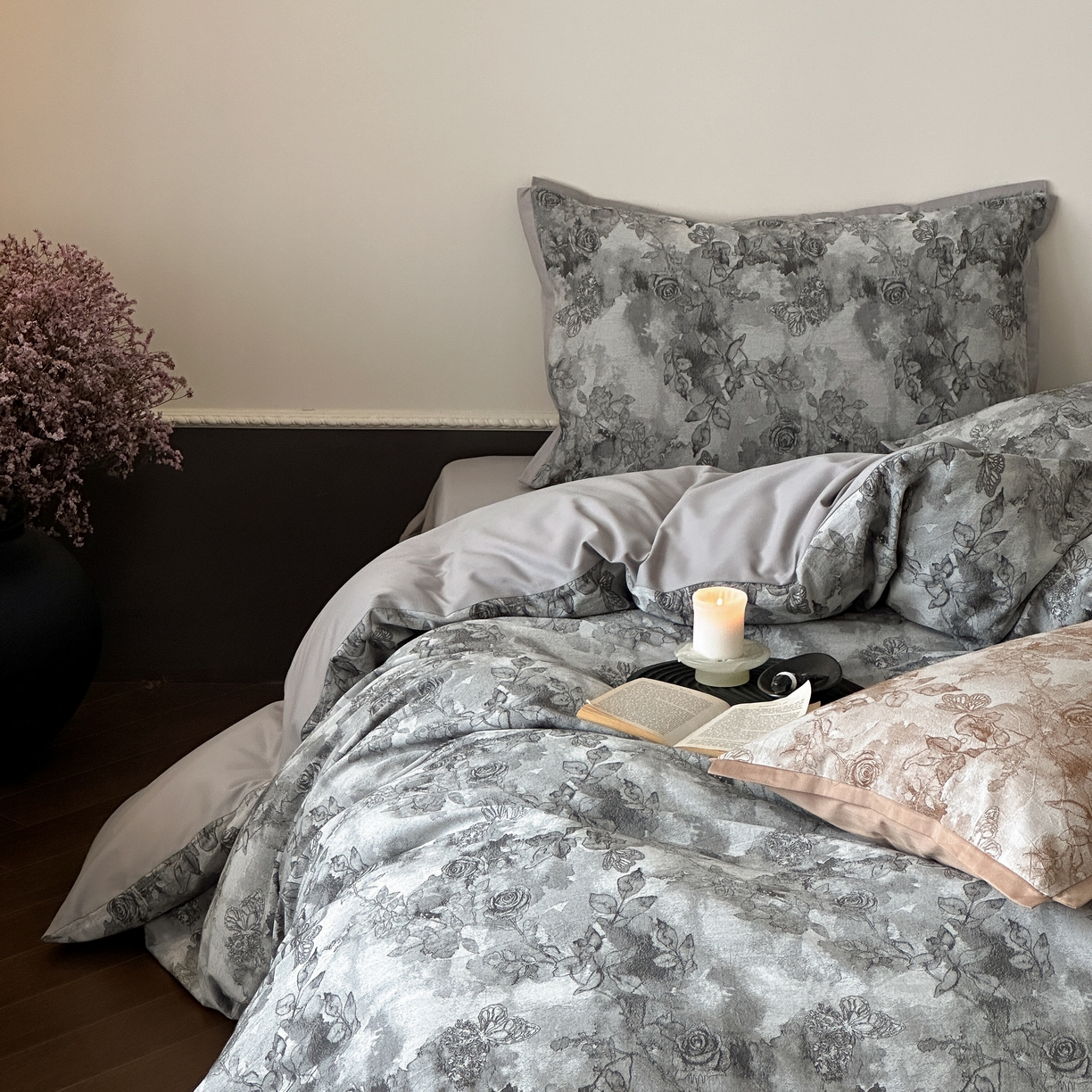 91家纺网 家纺一手货源 找家纺 旷野 2025新款双色提花100支磨毛四件套-薄雾玫瑰 薄雾玫瑰-乌木灰