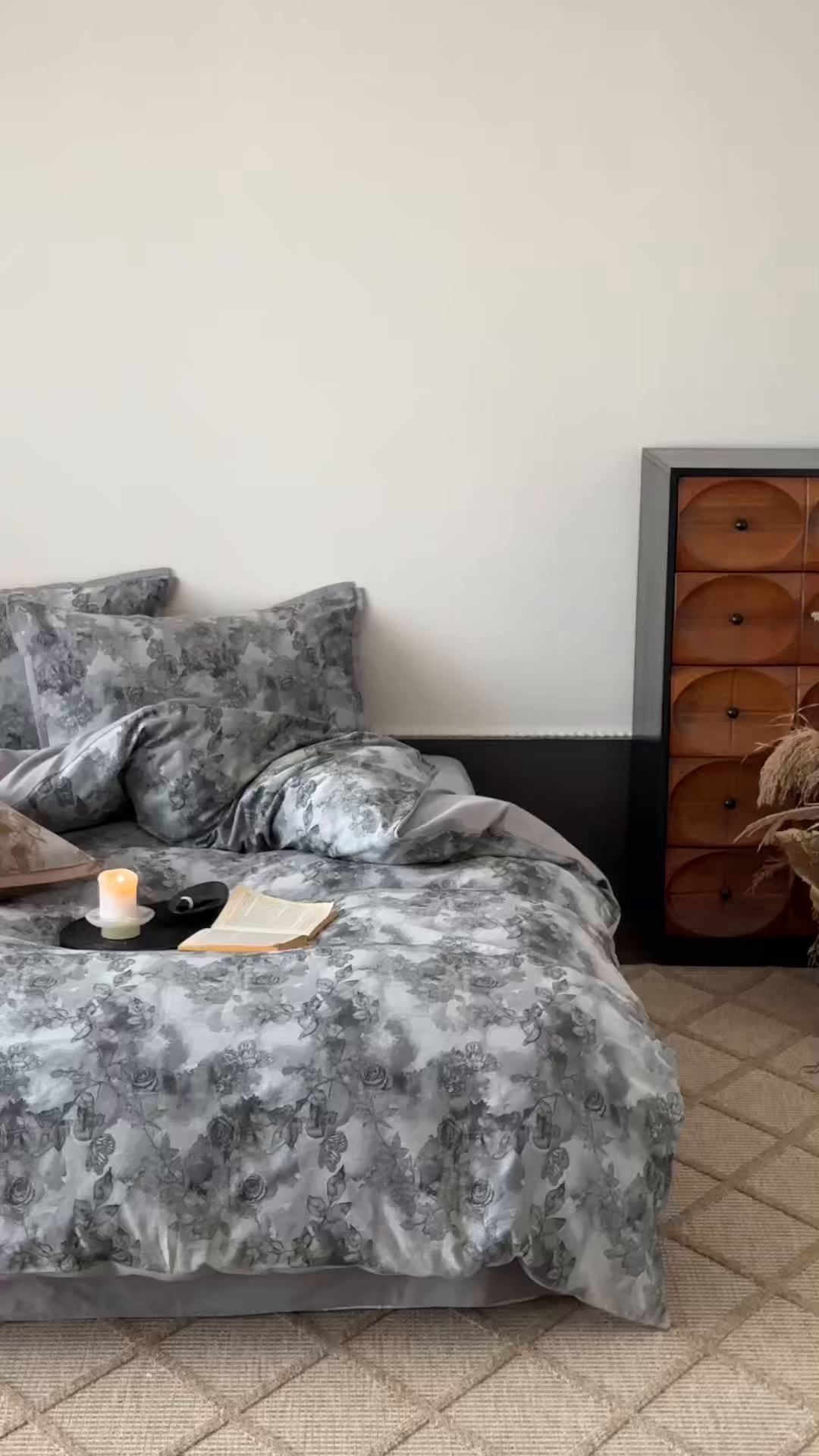 91家纺网 家纺一手货源 找家纺 旷野 2025新款双色提花100支磨毛四件套-薄雾玫瑰 薄雾玫瑰-乌木灰