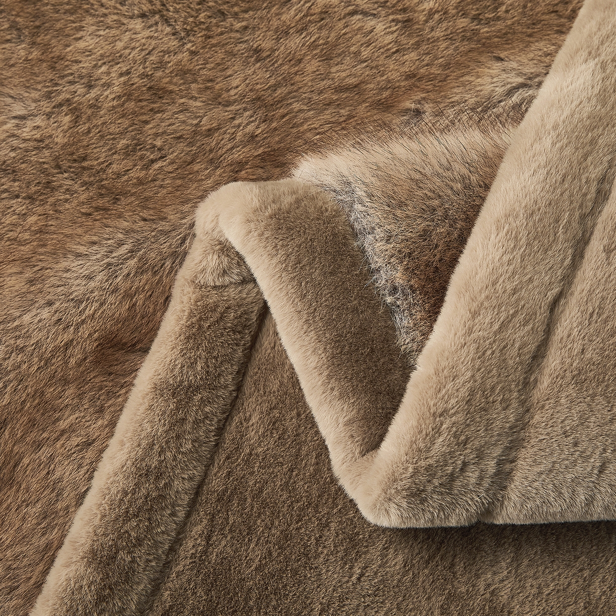 91家纺网 家纺一手货源 找家纺 （总） 2025冬季新款床上用野兽派毛毯被子午休毯结婚用双人婚庆拉舍尔毛毯子