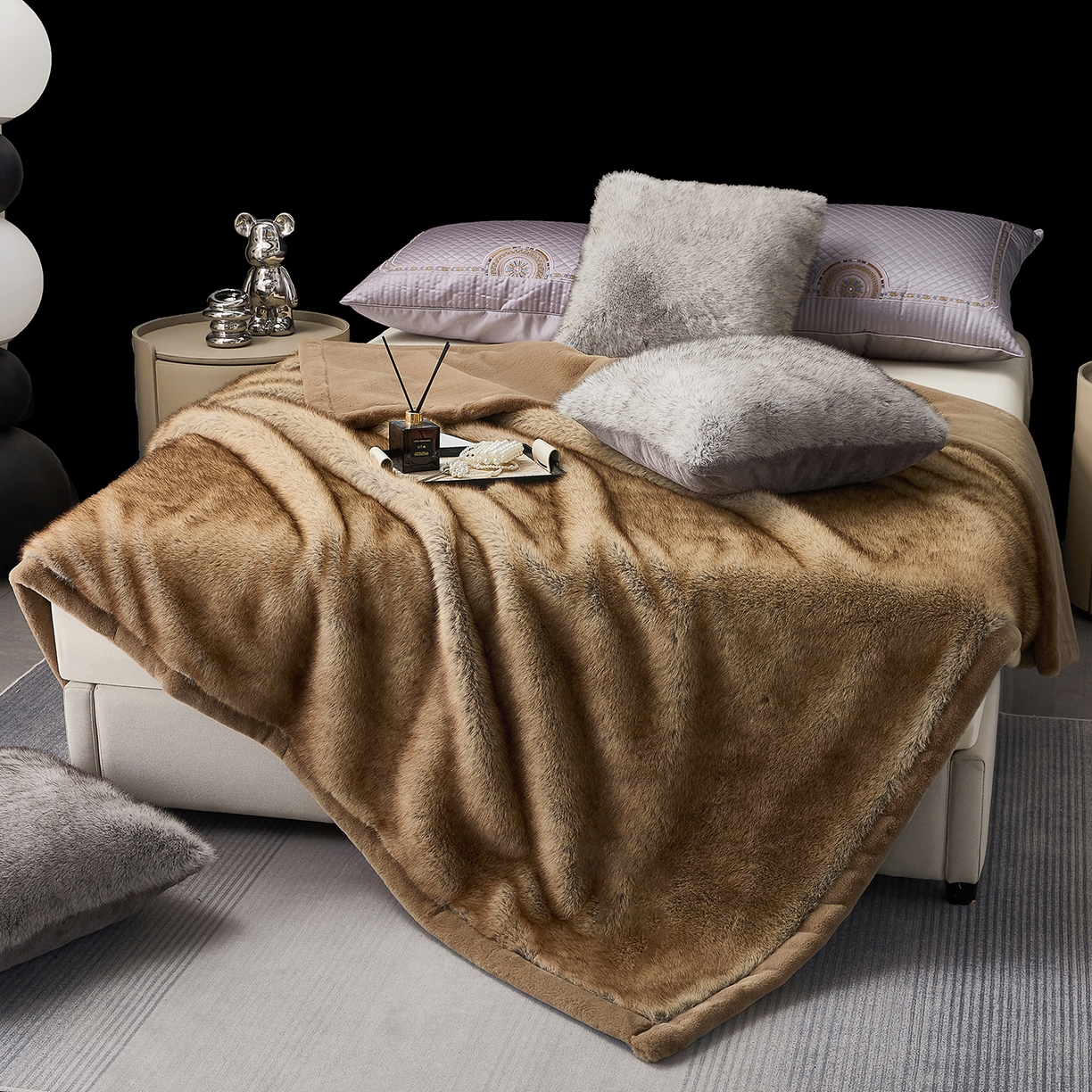 91家纺网 家纺一手货源 找家纺 （总） 2025冬季新款床上用野兽派毛毯被子午休毯结婚用双人婚庆拉舍尔毛毯子