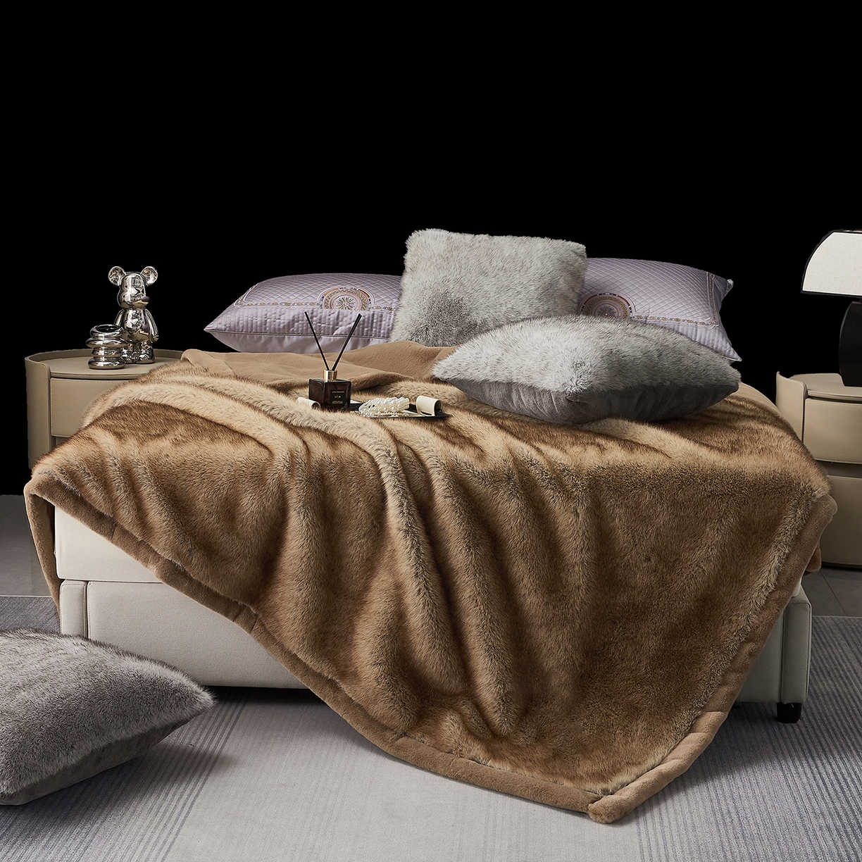 91家纺网 家纺一手货源 找家纺  2025冬季新款床上用野兽派毛毯被子午休毯结婚用双人婚庆拉舍尔毛毯子 魅影-岛弧
