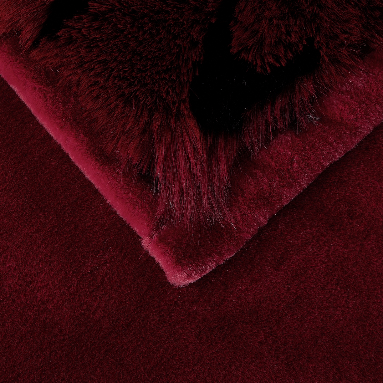 91家纺网 家纺一手货源 找家纺  2025冬季新款床上用野兽派毛毯被子午休毯结婚用双人婚庆拉舍尔毛毯子 魅影-酒红