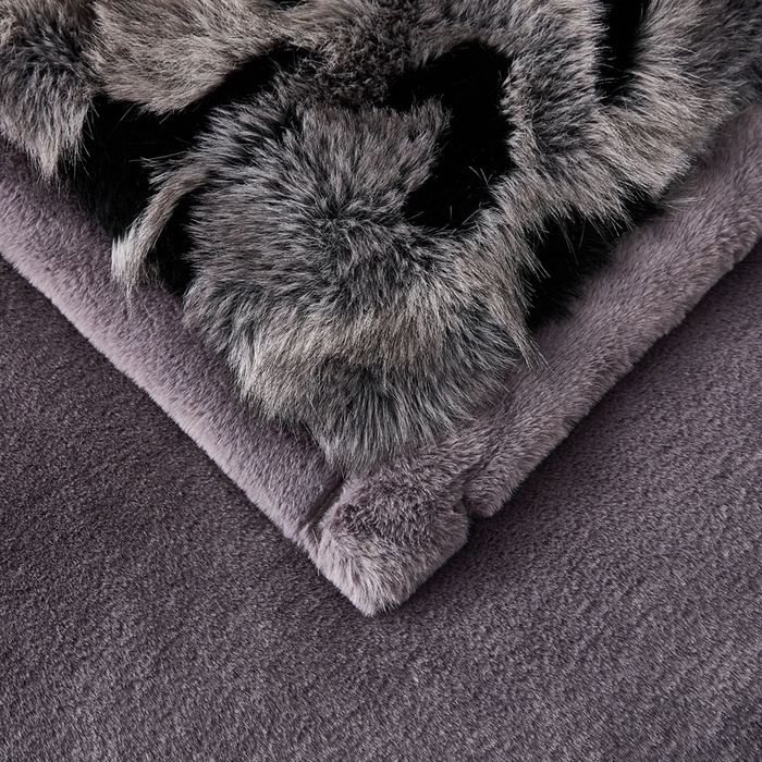 91家纺网 家纺一手货源 找家纺  2025冬季新款床上用野兽派毛毯被子午休毯结婚用双人婚庆拉舍尔毛毯子 魅影-灰黑