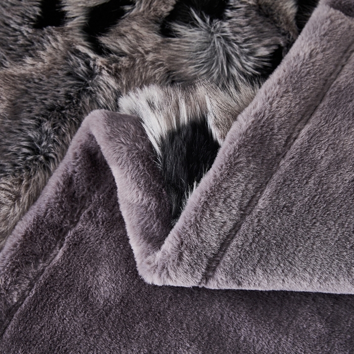 91家纺网 家纺一手货源 找家纺  2025冬季新款床上用野兽派毛毯被子午休毯结婚用双人婚庆拉舍尔毛毯子 魅影-灰黑
