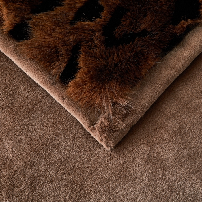 91家纺网 家纺一手货源 找家纺  2025冬季新款床上用野兽派毛毯被子午休毯结婚用双人婚庆拉舍尔毛毯子 魅影-咖黑