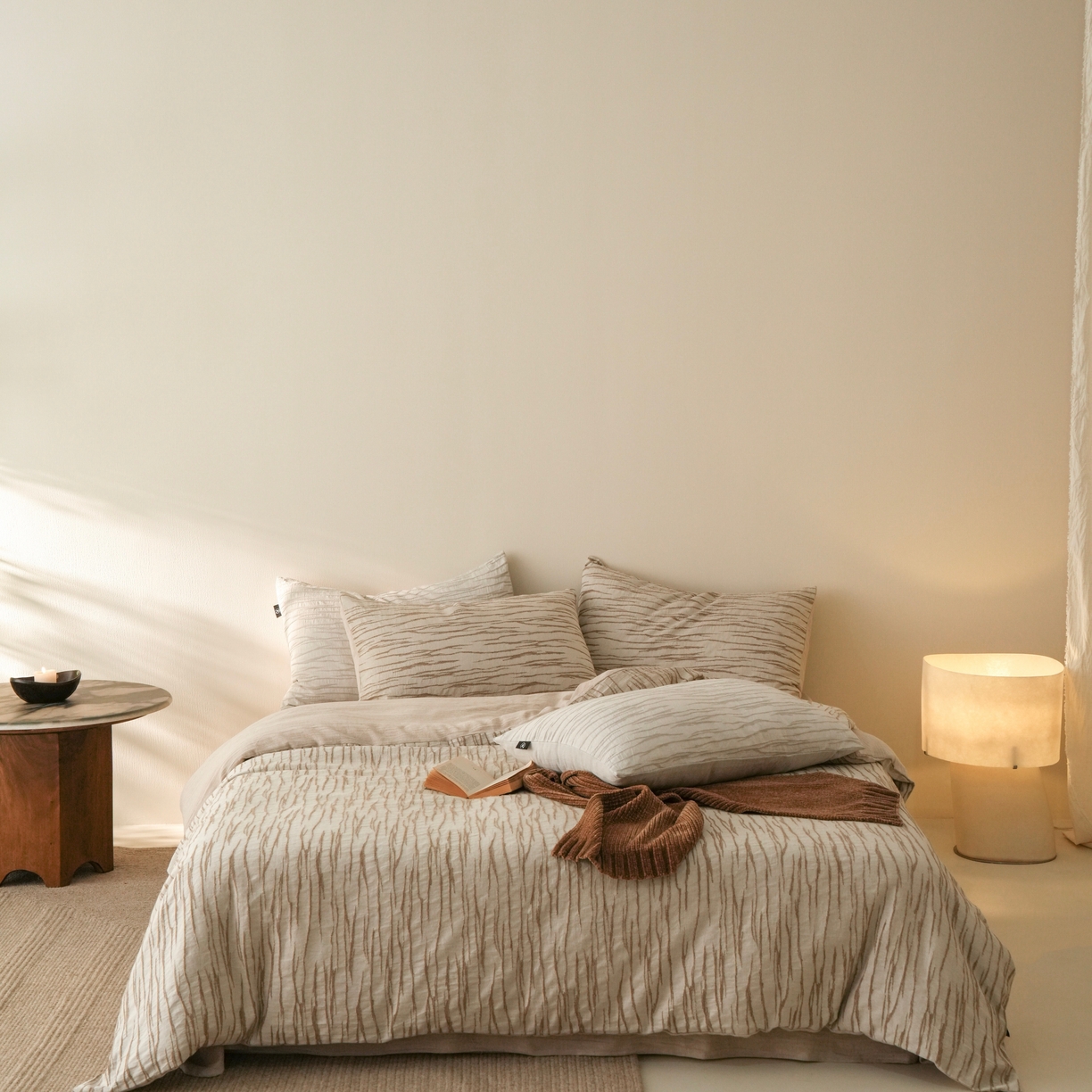 91家纺网 家纺一手货源 找家纺 旷野 2025新款亚麻四件套-珊瑚海系列 珊瑚海-慕斯咖