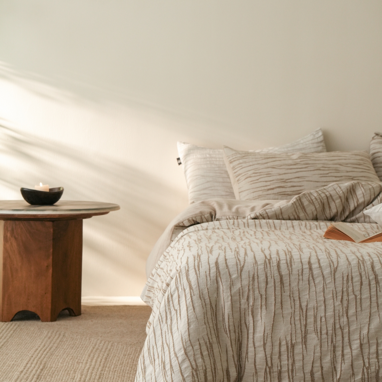 91家纺网 家纺一手货源 找家纺 旷野 2025新款亚麻四件套-珊瑚海系列 珊瑚海-慕斯咖