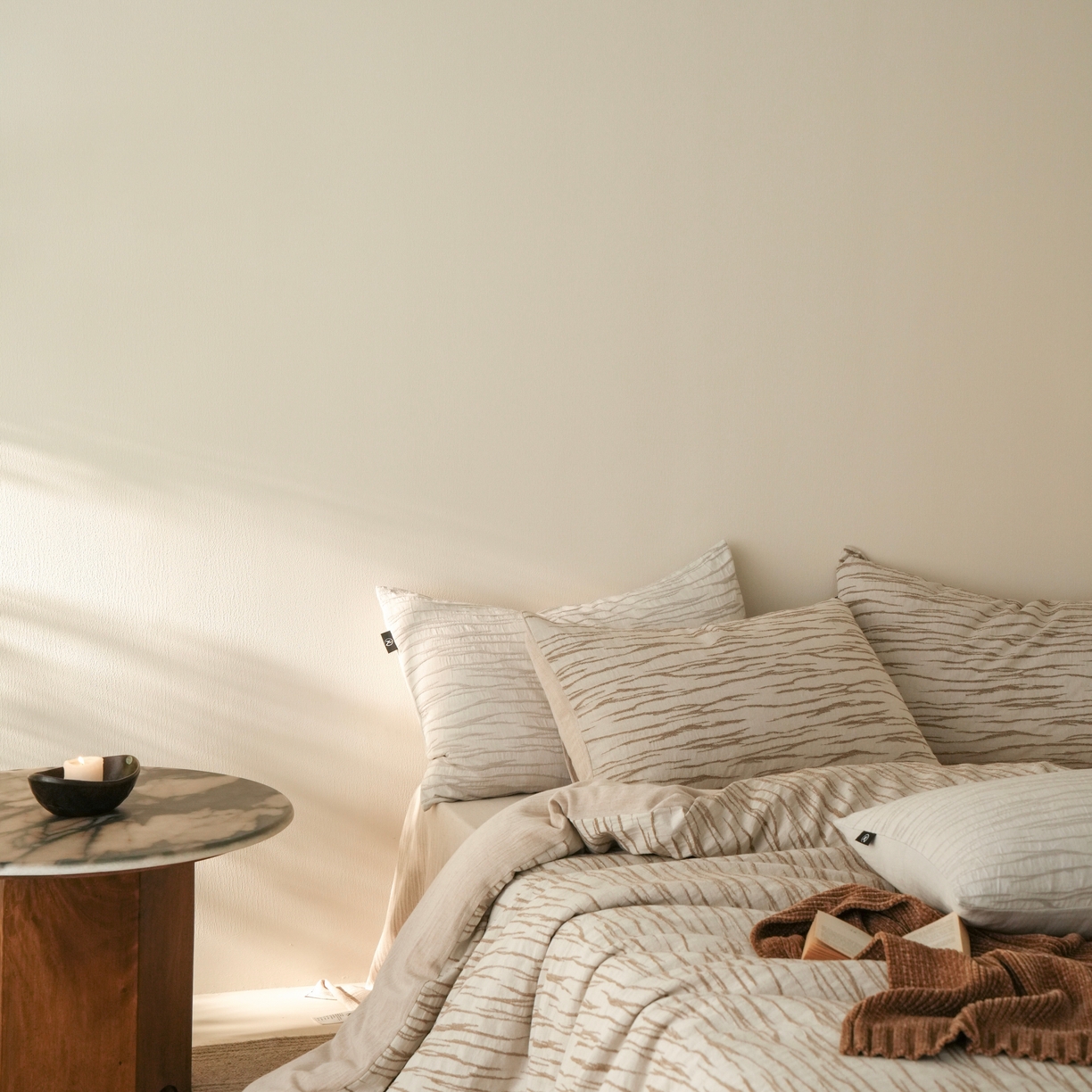 91家纺网 家纺一手货源 找家纺 旷野 2025新款亚麻四件套-珊瑚海系列 珊瑚海-慕斯咖