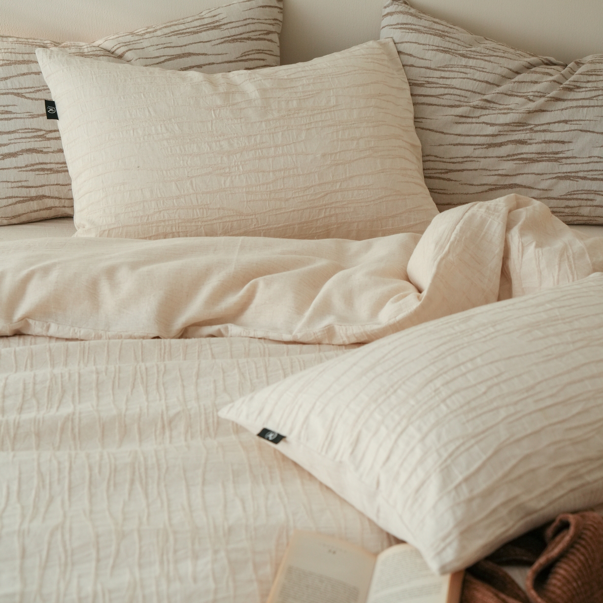 91家纺网 家纺一手货源 找家纺 旷野 2025新款亚麻四件套-珊瑚海系列 珊瑚海-亚麻米