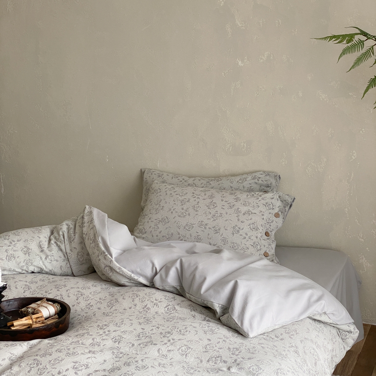 91家纺网 家纺一手货源 找家纺 旷野 2025新款全棉色织大提花100支磨毛四件套 曼塔玫瑰