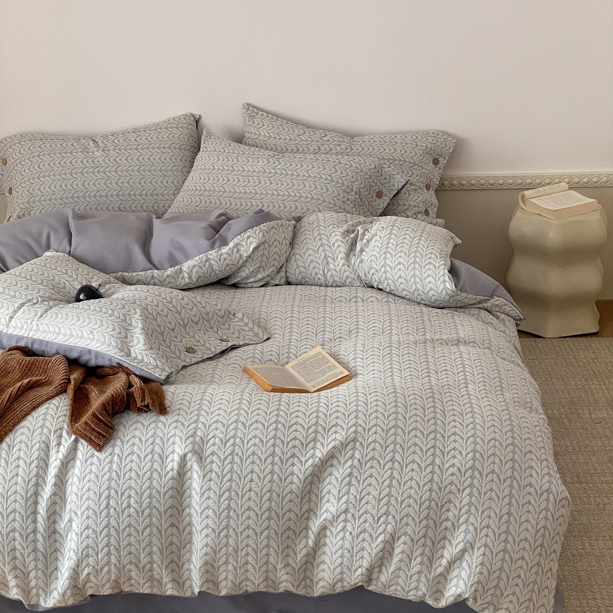 91家纺网 家纺一手货源 找家纺 旷野 2025新款全棉色织大提花100支磨毛四件套 千枝叶-蓝