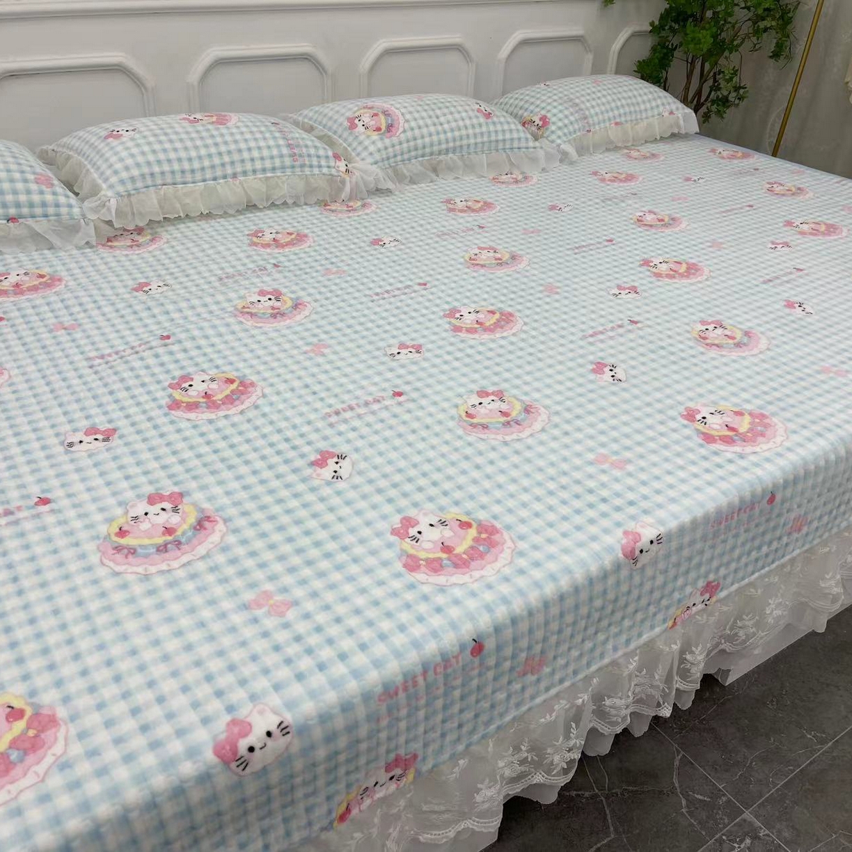 91家纺网 家纺一手货源 找家纺 禧瑞谷 2025新款双层花边纯棉床盖雪纺蕾丝款纯棉床盖四件套 奶油小狗