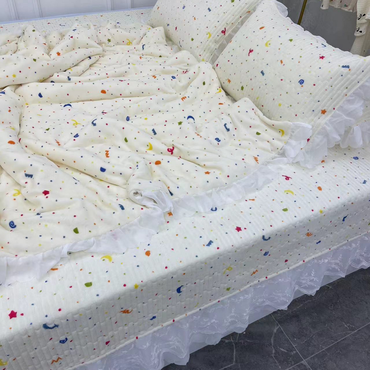 91家纺网 家纺一手货源 找家纺 禧瑞谷 2025新款牛奶绒炕盖农村火炕榻榻米炕盖 可以定制 星梦小确幸