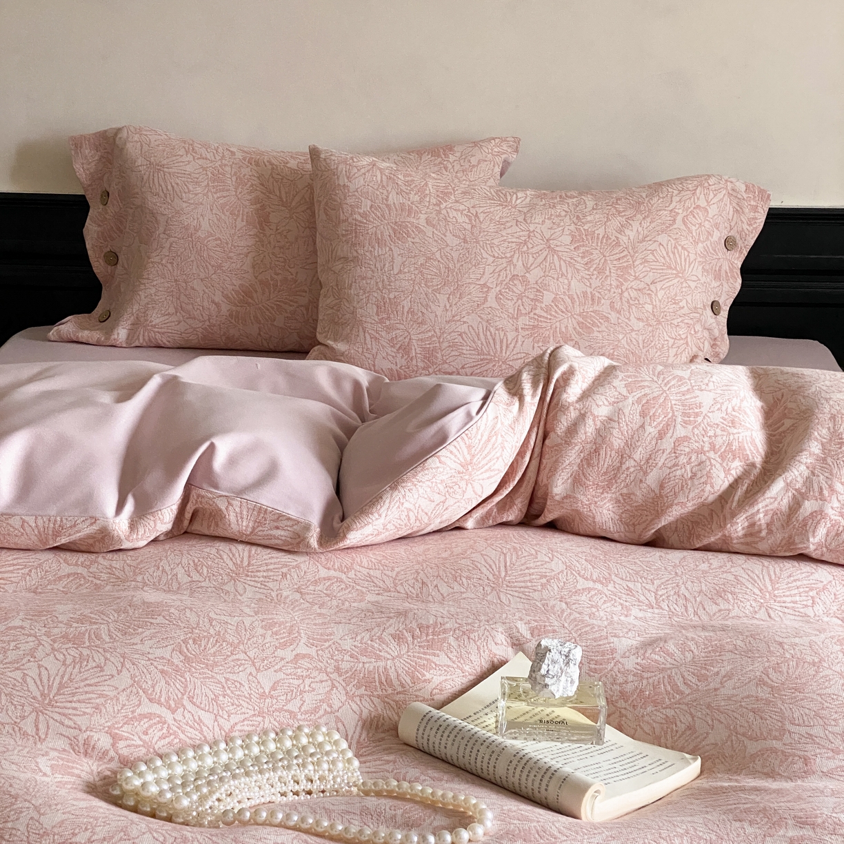 91家纺网 家纺一手货源 找家纺 旷野 2025新款全棉色织大提花100支磨毛四件套 晚枫林-粉