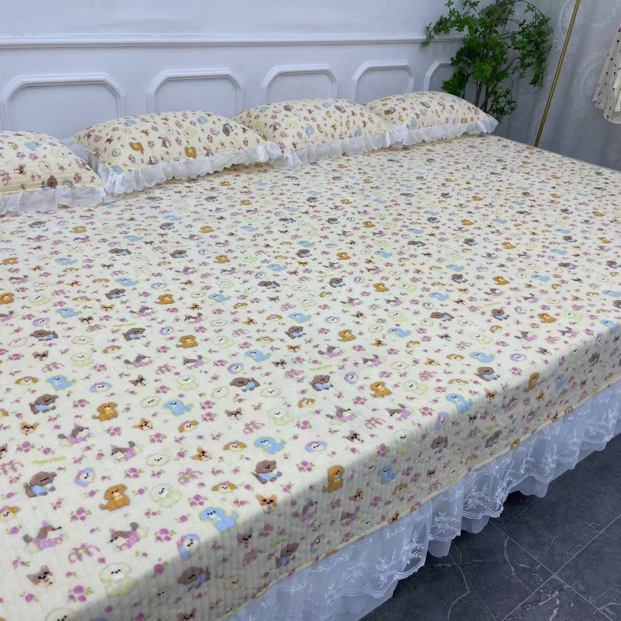 91家纺网 家纺一手货源 找家纺 禧瑞谷 2025新款牛奶绒炕盖农村火炕榻榻米炕盖 可以定制 奶油小狗