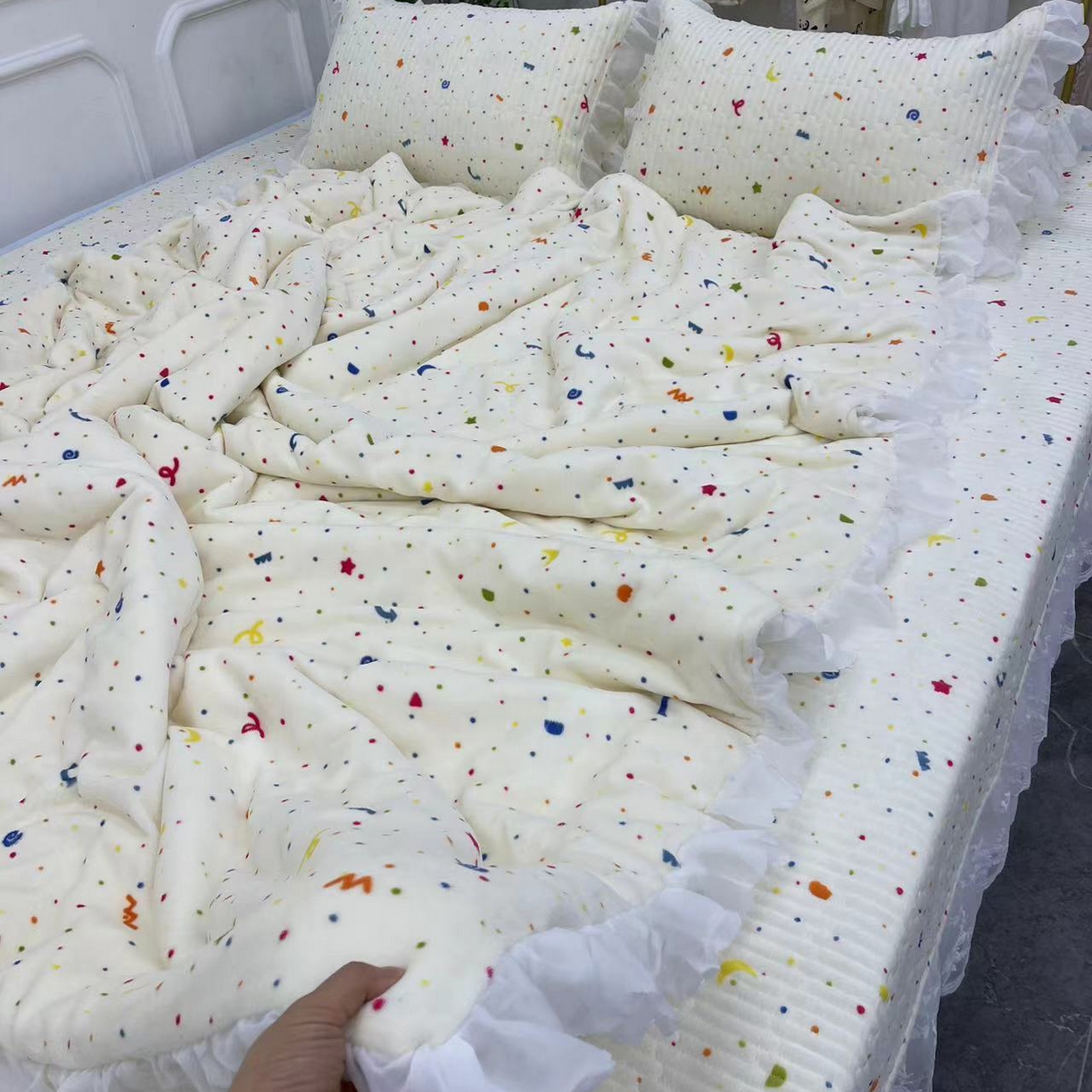 91家纺网 家纺一手货源 找家纺 禧瑞谷 2025新款牛奶绒炕盖农村火炕榻榻米炕盖 可以定制 星梦小确幸