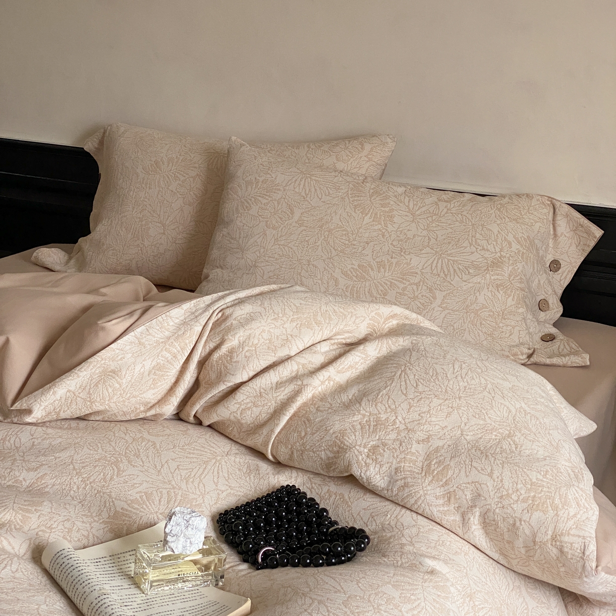 91家纺网 家纺一手货源 找家纺 旷野 2025新款全棉色织大提花100支磨毛四件套 晚枫林-咖