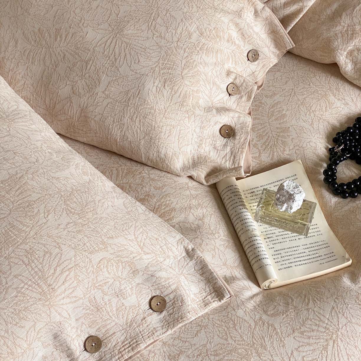 91家纺网 家纺一手货源 找家纺 旷野 2025新款全棉色织大提花100支磨毛四件套 晚枫林-咖