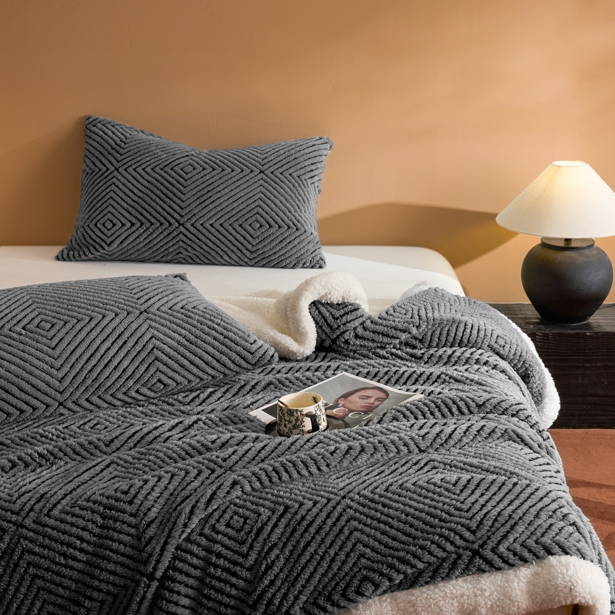 91家纺网 家纺一手货源 找家纺 欧邦 2025新款航空轻奢暖阳绒羊羔绒毛毯毯子 慕斯灰