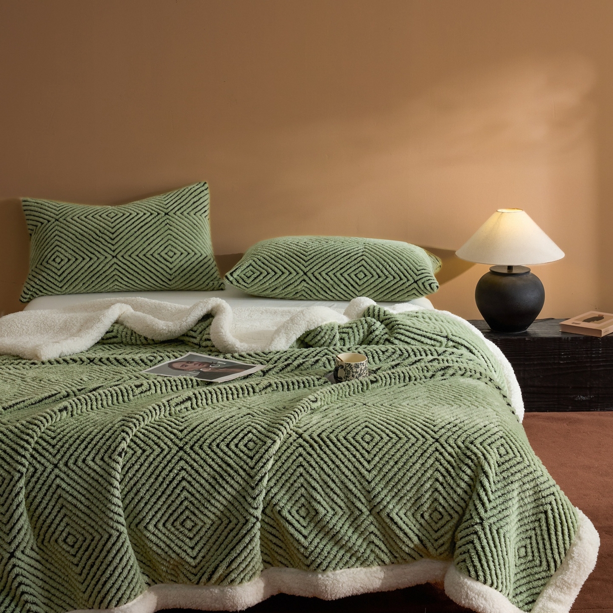 91家纺网 家纺一手货源 找家纺 欧邦 2025新款航空轻奢暖阳绒羊羔绒毛毯毯子 青瓷绿