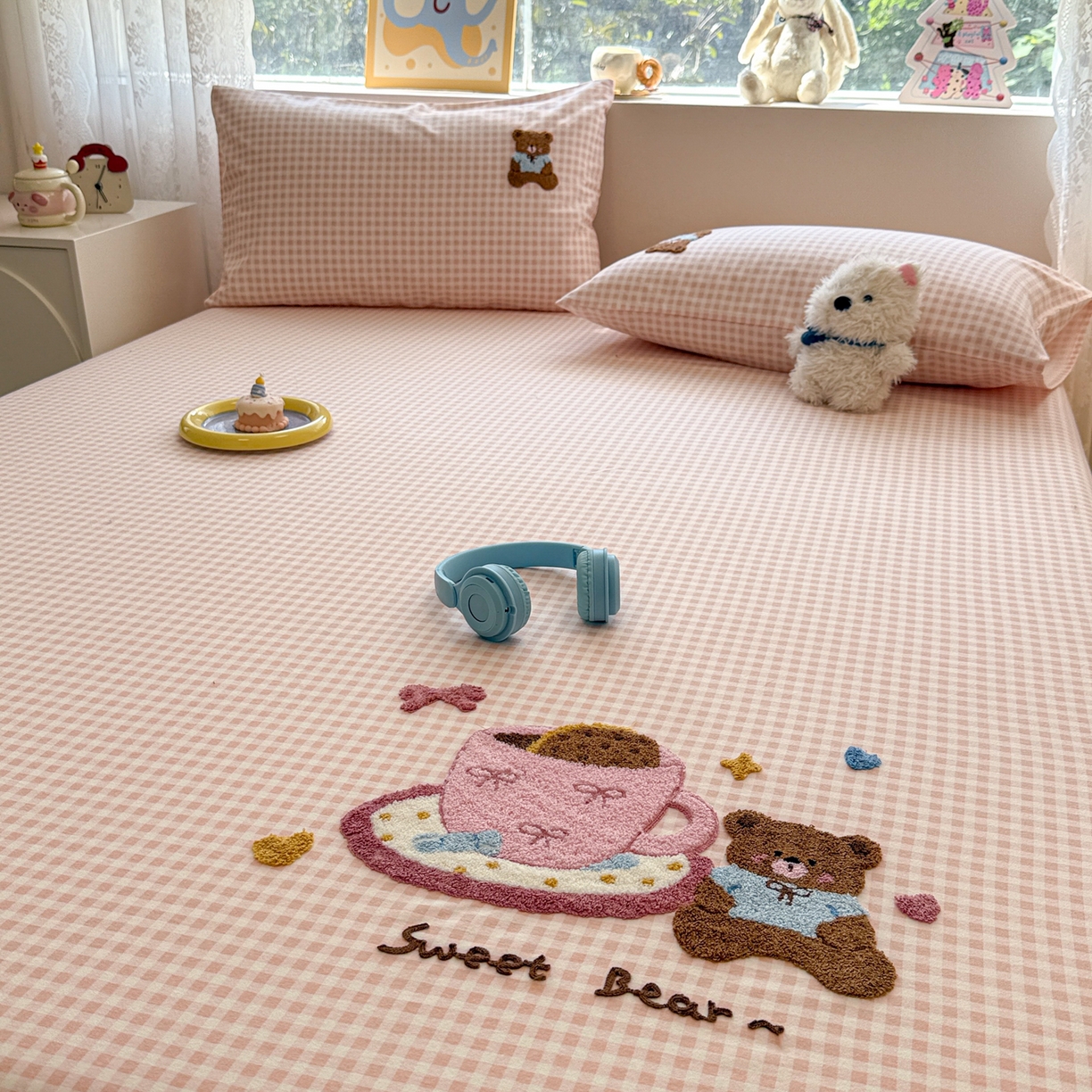 91家纺网 家纺一手货源 找家纺 慕尚家纺 2025新款全棉磨毛毛巾绣单床笠 床笠单件 茶杯小熊