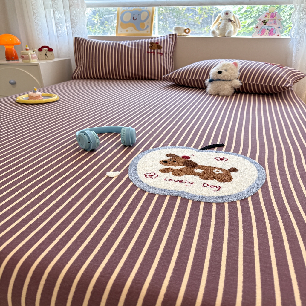 91家纺网 家纺一手货源 找家纺 慕尚家纺 2025新款全棉磨毛毛巾绣单床笠 床笠单件 大苹果小狗