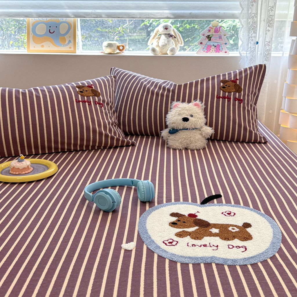 91家纺网 家纺一手货源 找家纺 慕尚家纺 2025新款全棉磨毛毛巾绣单床笠 床笠单件 大苹果小狗