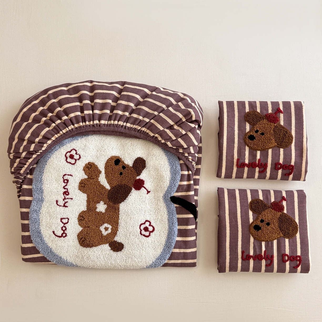 91家纺网 家纺一手货源 找家纺 慕尚家纺 2025新款全棉磨毛毛巾绣单床笠 床笠单件 大苹果小狗