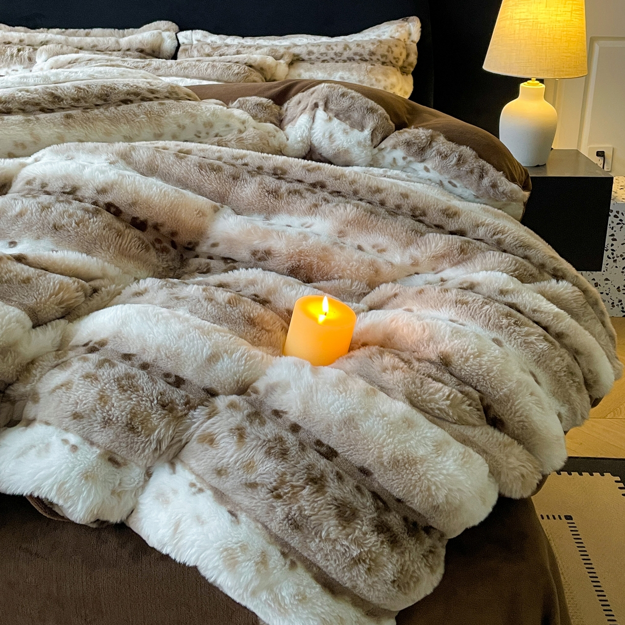 91家纺网 家纺一手货源 找家纺 仟网汇 2025新款加厚保暖兔绒四件套-豹纹系列 豹纹-咖