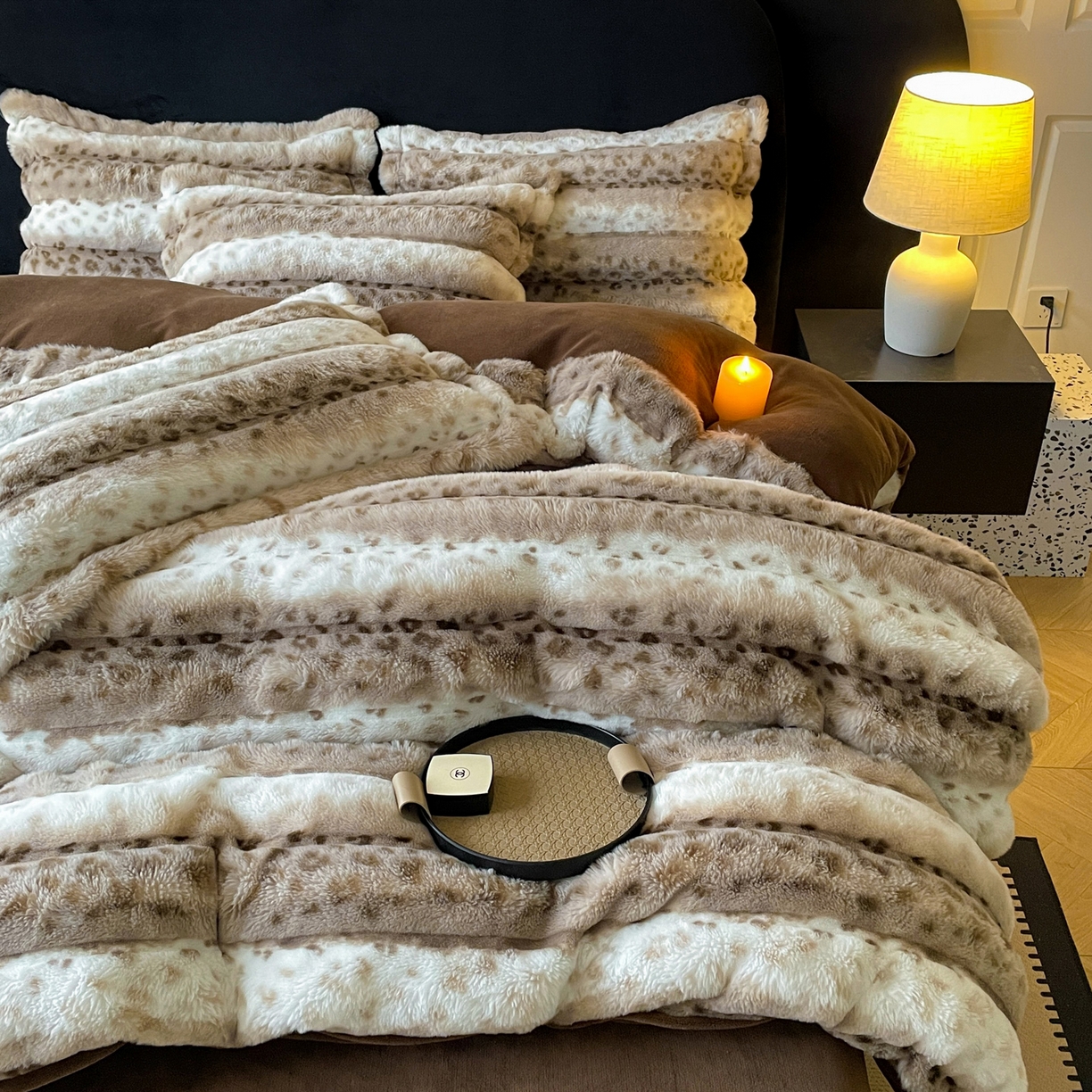 91家纺网 家纺一手货源 找家纺 仟网汇 2025新款加厚保暖兔绒四件套-豹纹系列 豹纹-咖