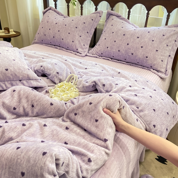 91家纺网 家纺一手货源 找家纺 （总）仟网汇 2025新款亲肤舒适双面牛奶绒床盖款四件套